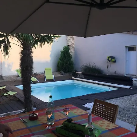 בית נופש Le Nid De *